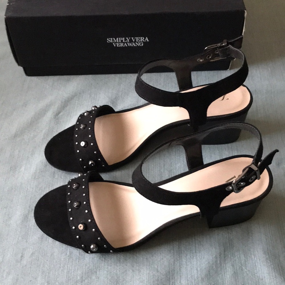 Vera Wang Simply Vera Laurel Black Sandals 9.5 M